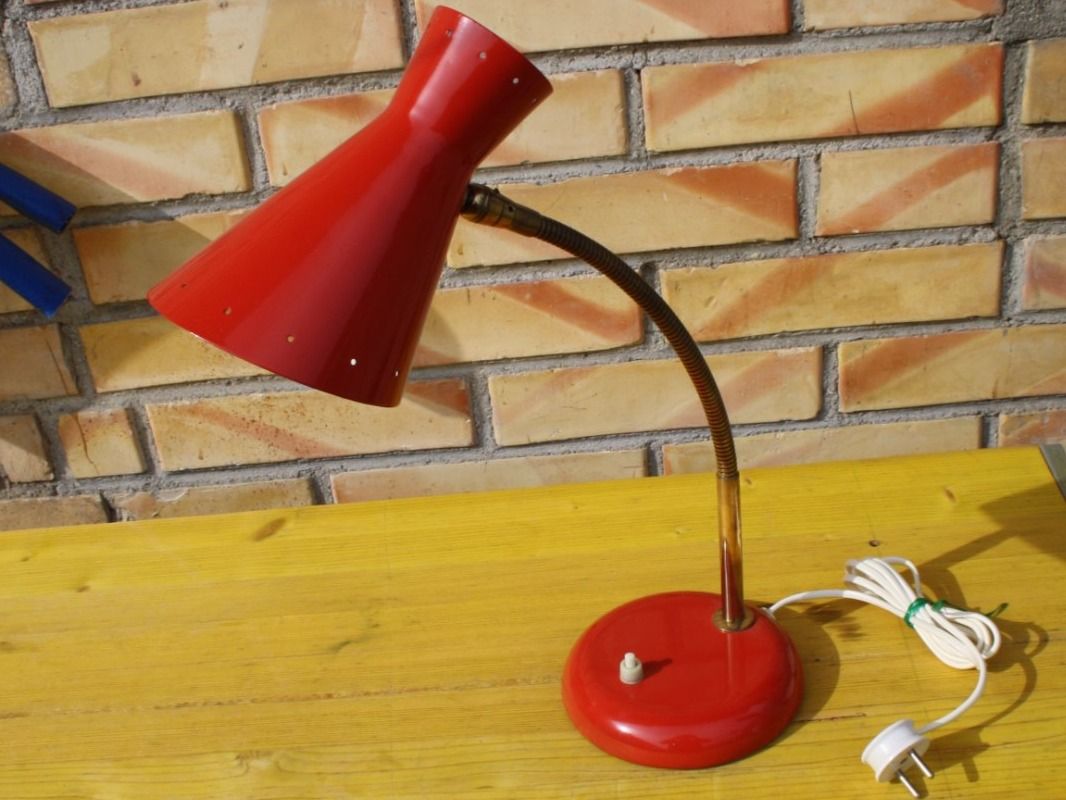 Lampade: Vintage Designklassiker Lampe Tischlampe – Usato da Wauwil venduto da Pneuedy 1
