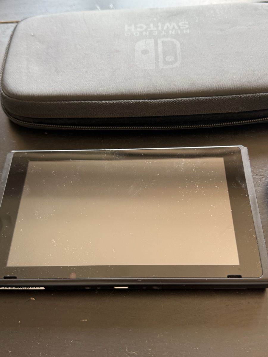 Nintendo Consoles: Nintendo Switch – D'occasion à Glattbrugg par _NPL_ 1