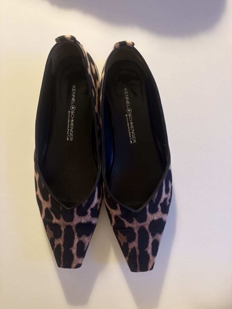 Kennel + Schmenger Scarpe da donna: Kennel & Schmenger Slipper Leo-Look, Grösse 37 – Usato da Schaan venduto da son_fr365 1