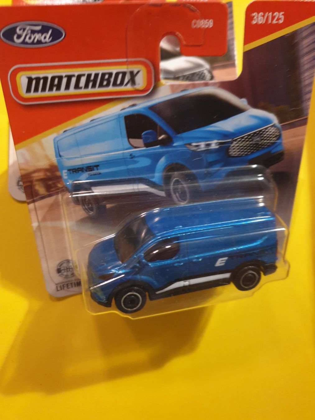Matchbox Modellini d'auto: 2 x Matchbox 2023 FORD E-TRANSIT CUSTOM – Nuovo e nell'imballaggio originale da Oftringen venduto da Rotor 6
