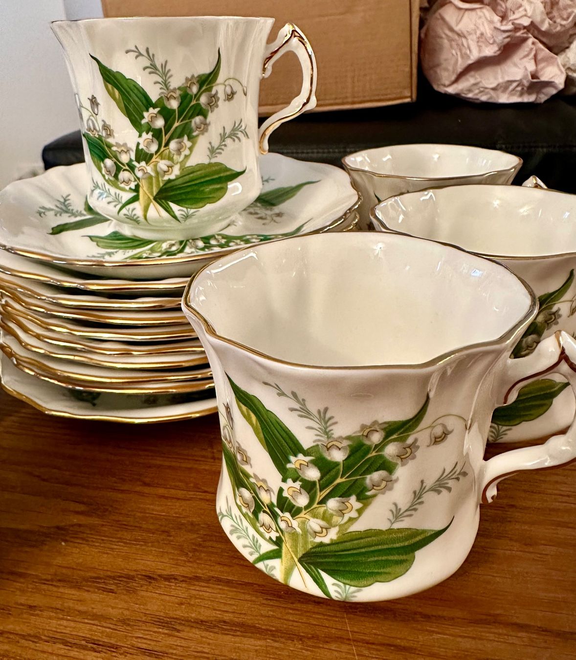 Set di piatti: Kaffeeservice Porzellan – Nuovo e nell'imballaggio originale da Zürich venduto da mar_ncs5 2