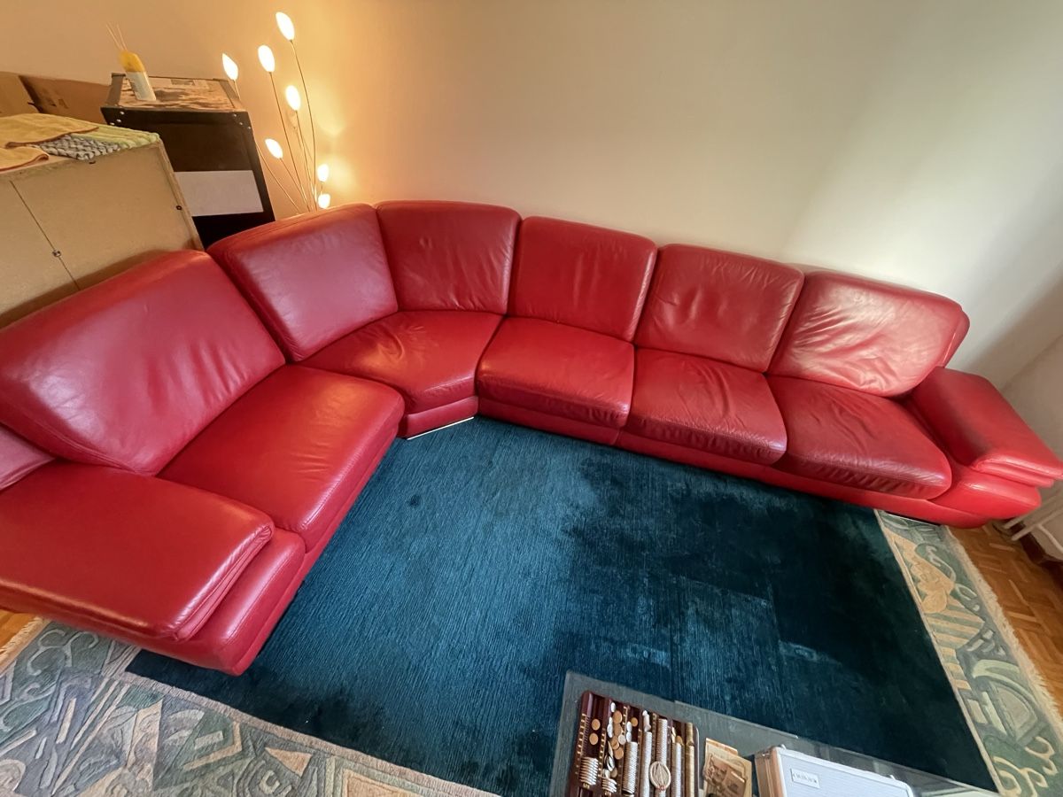 Sofas: Ecksofa Leder rot  – Gebraucht aus Greifensee von pas_vgg2 1