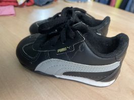 Neue schwarze Puma Sneaker Gr.20