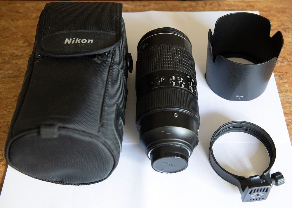 レンズ内にチリが混入していますNikon AF-S 80-400mm f/4.5-5.6G ED VR