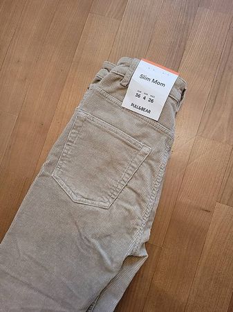 Cordhose Pull&Bear Gr 36 beige