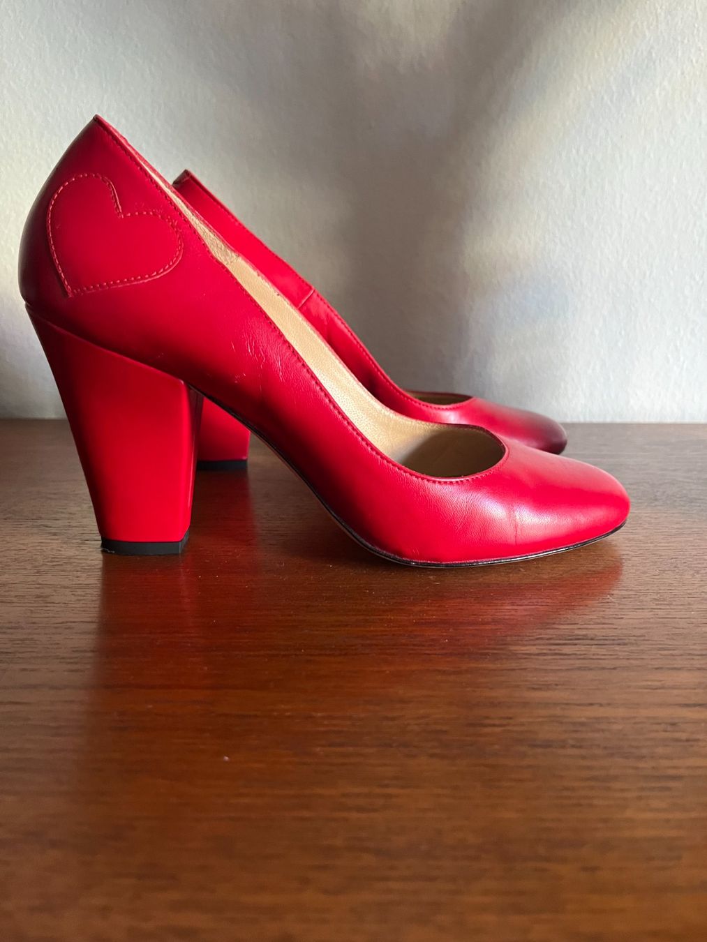 Scarpe da donna: Rote Pumps mit Absätzen, Grösse 38.5 – Usato da Zürich venduto da Carlo05101971 3
