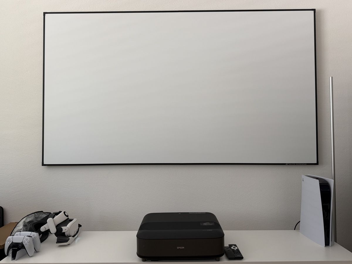 Epson Videoprojektoren: Epson EH-LS650B Laser-Beamer – Gebraucht aus Bremgarten AG von Gsilver 2