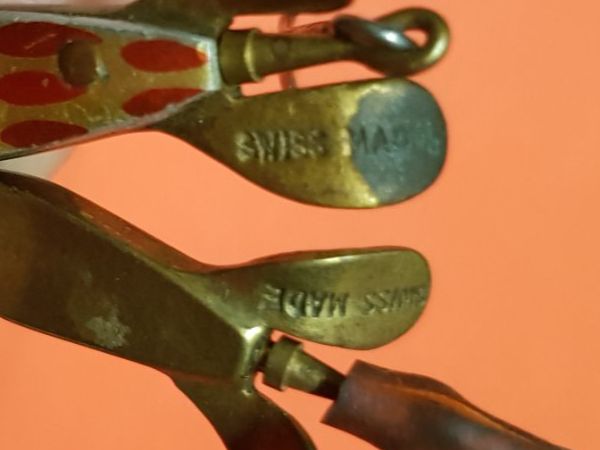 Köder: 2x alte Köder SWISS MADE Flachspinner Devon selten & rar – Gebraucht aus Dürnten von inreb73 5