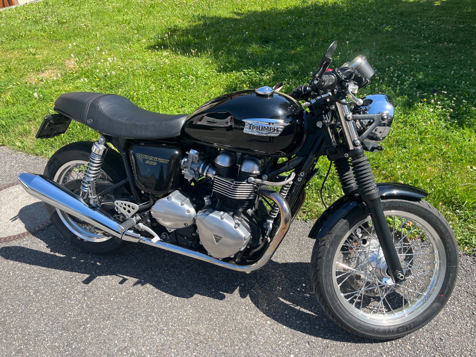 Triumph Strada: Triumph Thruxton 900 – Usato da Igis venduto da Adnote