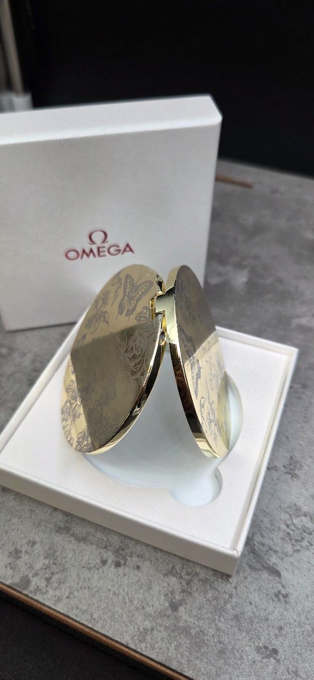 Specchi: Omega – Nuovo e nell'imballaggio originale da La Chaux-de-Fonds venduto da curtitswisswatches 2