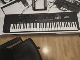 Roland Juno-D7 (neuwertig) – Garantie, 3.800+ Sounds