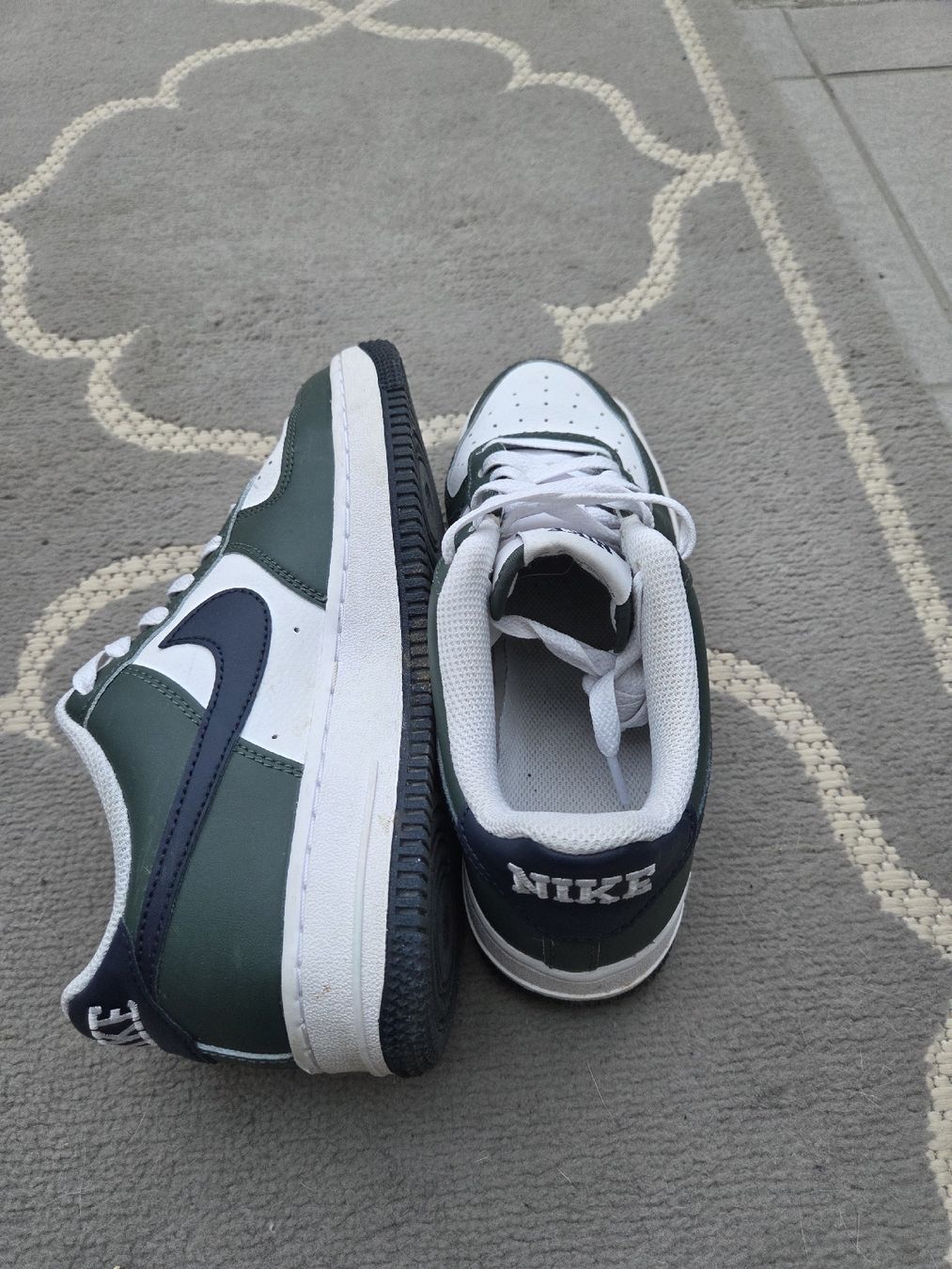 Nike Chaussures hommes: Nike Air Force 1 Grösse 37.5 – D'occasion à Stein AG par MARILiii89 3