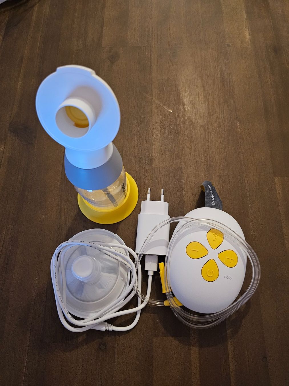 Medela Accessori per l’allattamento: Medela Solo Tire-Lait Simple électrique – Usato da St-Imier venduto da King2204 1