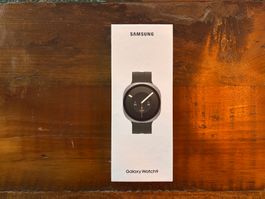 Samsung Galaxy Watch9 (44mm, 4G, silver)
