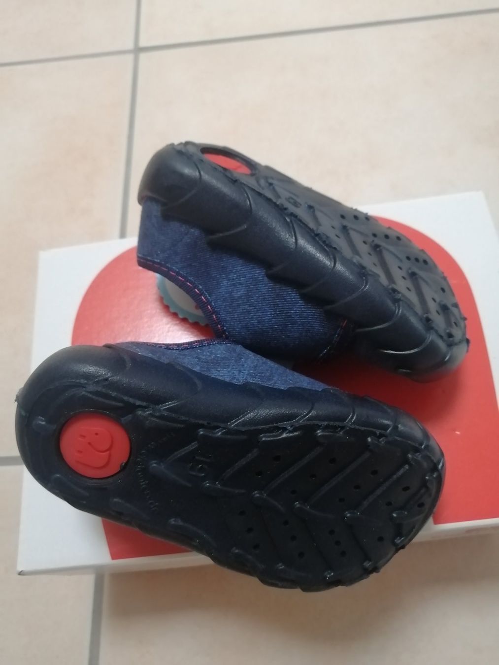 Scarpe per ragazzi: Babyschuhe Gr. 18/19 NEU!!! – Nuovo e nell'imballaggio originale da Henau venduto da AXAA 1