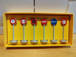 6x Verkehrstafel 5.5cm Dinky Toys neu Replika