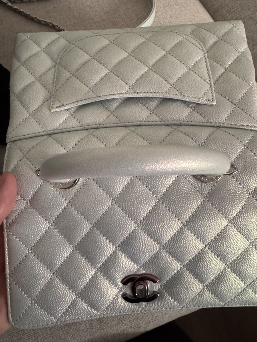 Chanel Borse da donna: Chanel Coco Handle, Light Blue Caviar Leather, New! – Nuovo (secondo la descrizione) da Therwil venduto da as_good_as_new 6