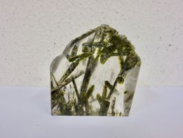 EPIDOT KRISTALL in BERGKRISTALL 35.8g 179ct NATUR SKULPTUR