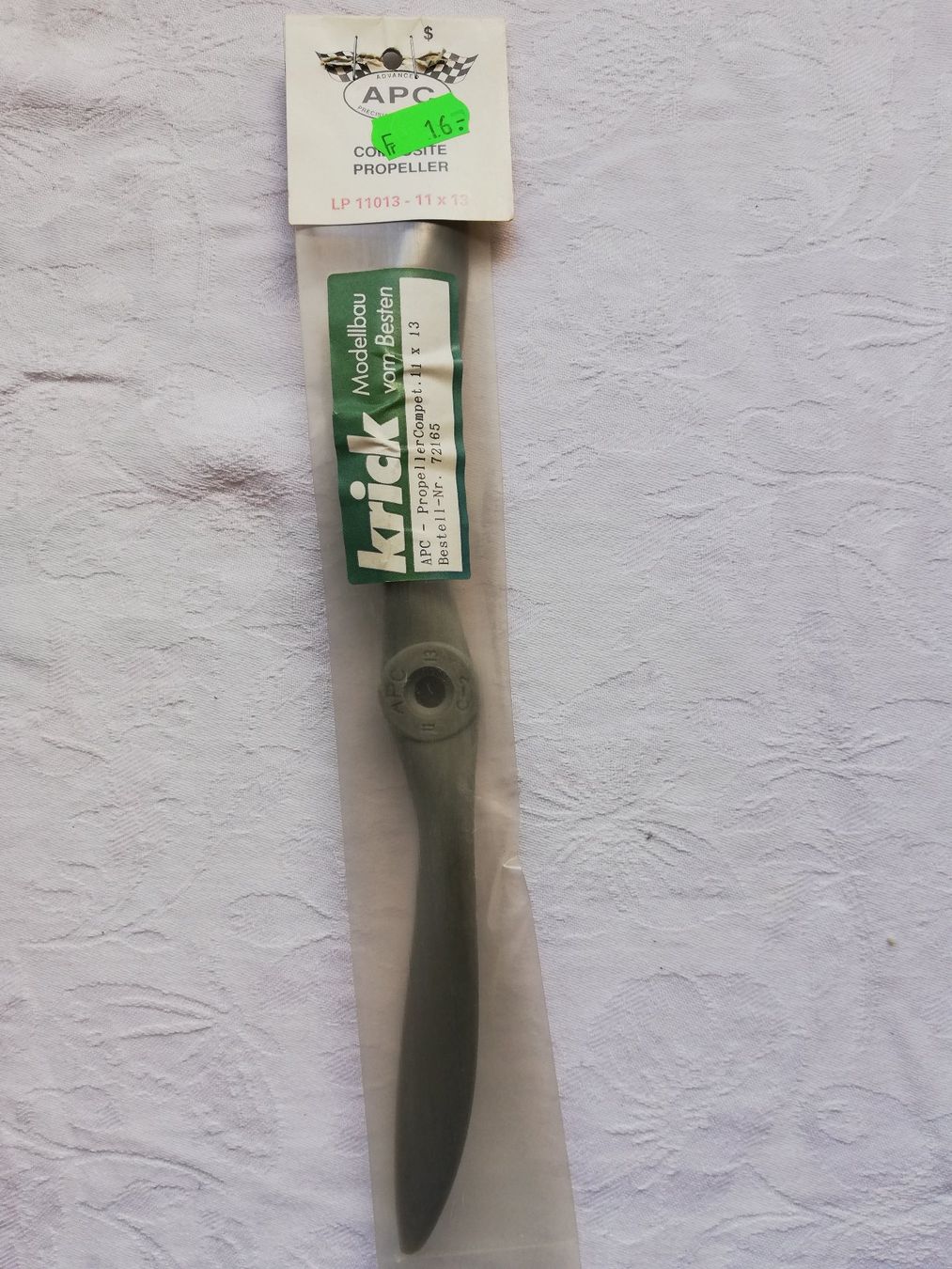 Modellismo RC: APC Propeller 2-Blatt 11 x 13 – Nuovo e nell'imballaggio originale da Flüh venduto da AMS-Modellbau