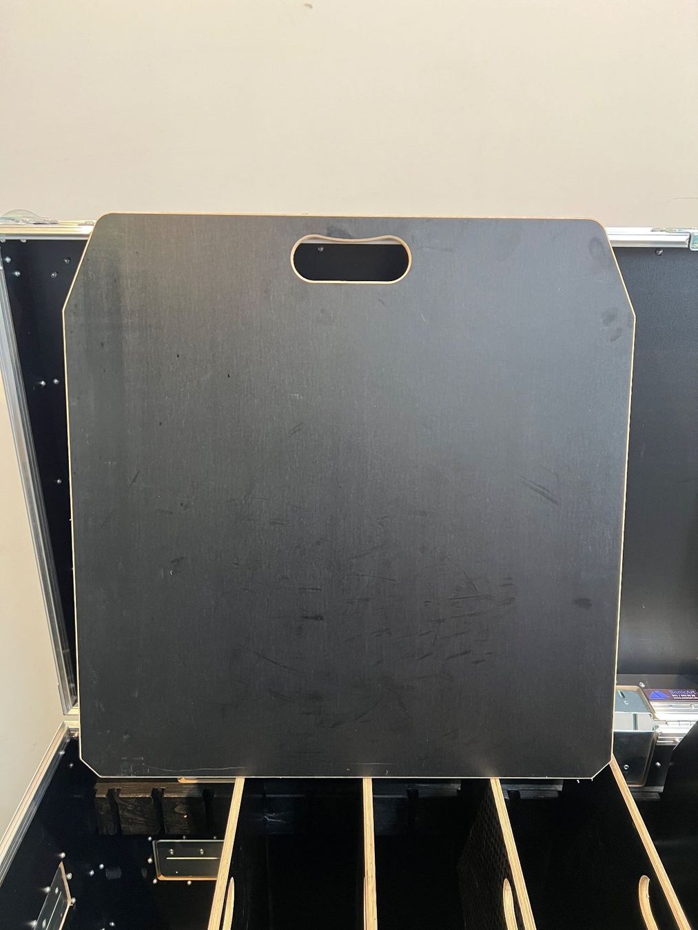 Reisekoffer: 012 SWISSCASE Flightcase / Tourcase auf Rollen – Gebraucht aus Wangen an der Aare von TBYN 6