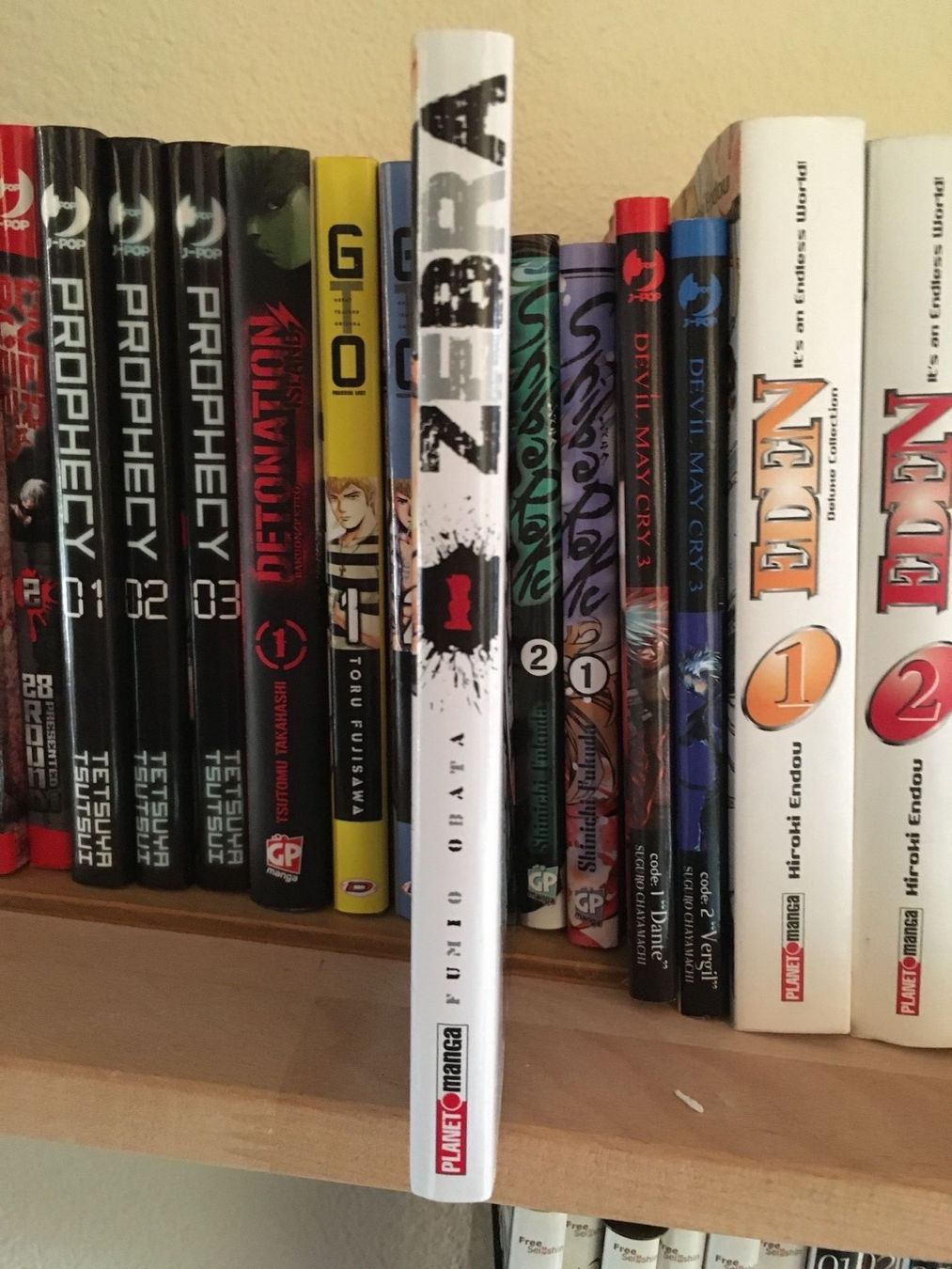 Fumetti: Zebra manga/fumetto – Usato da Bellinzona venduto da nikita.webp 1