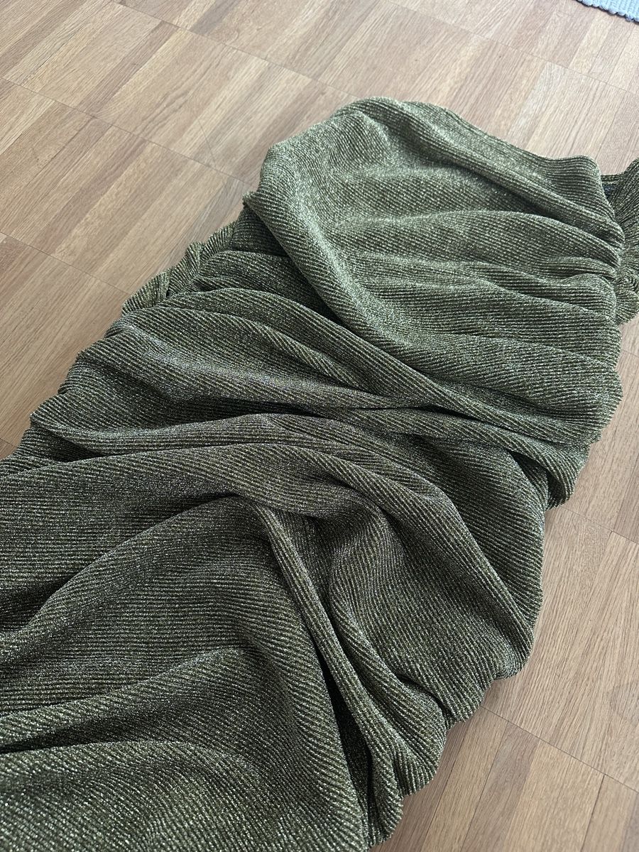 Vestiti: Glittzerkleid von Pretty Little Thing – Nuovo (secondo la descrizione) da Zürich venduto da Laui91 4
