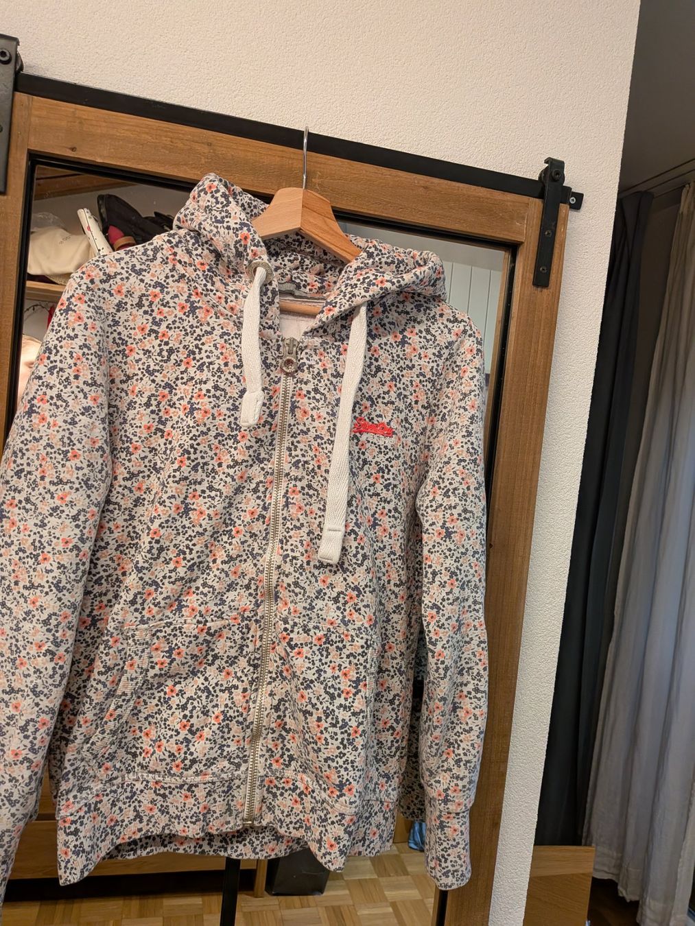 Superdry Maglioni & Felpe: Superdry Hoodie Jacke – Usato da Füllinsdorf venduto da pat_68lg
