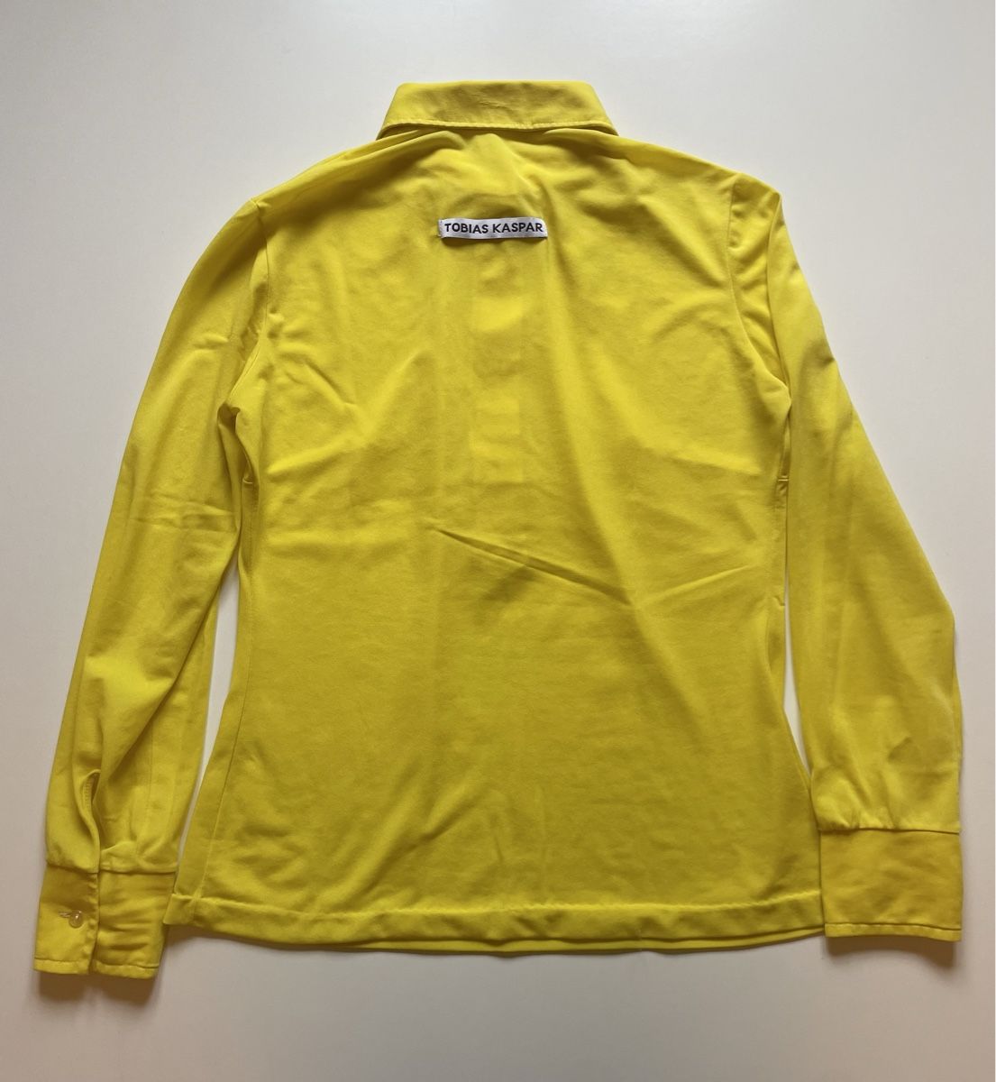 Camicette: Vintage Bluse in wunderschönem Sonnengelb – Usato da Zürich venduto da Christine.R 1