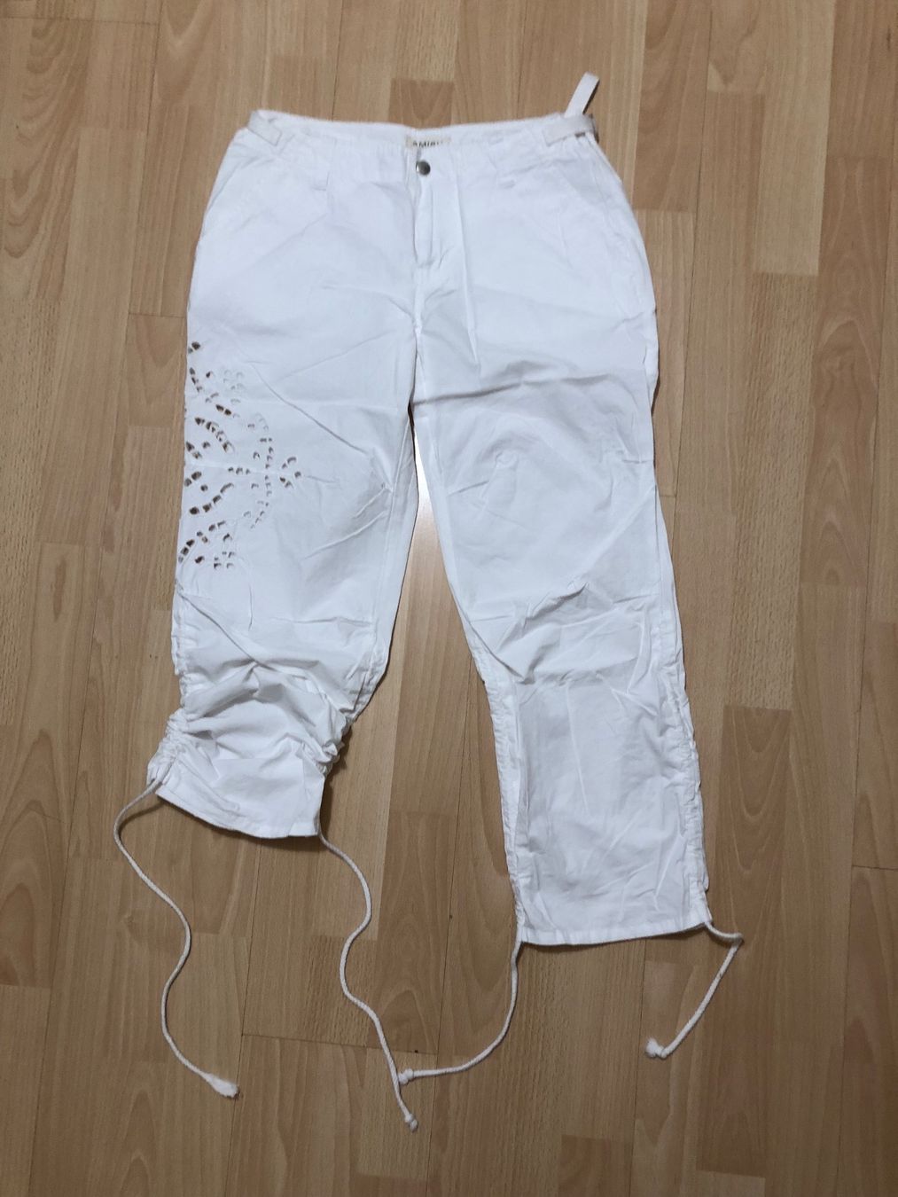 Pantaloni: Sommer 7/8 Hose Gr.34 – Usato da Chur venduto da vicky7 1