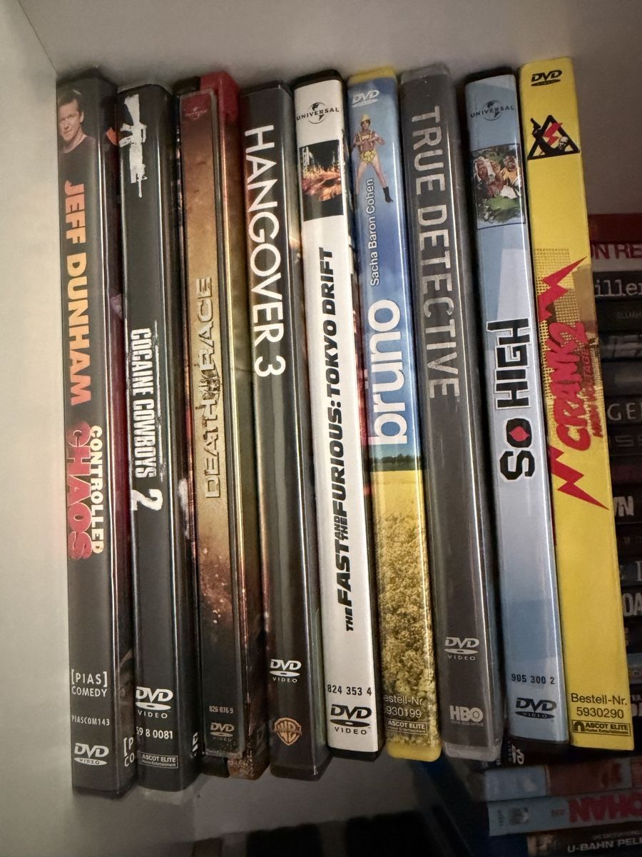 Tutti i DVDs: DVD und Blue-ray Sammlung. Originalverpackt und gebraucht. – Nuovo (secondo la descrizione) da Zürich venduto da Nizole82 3
