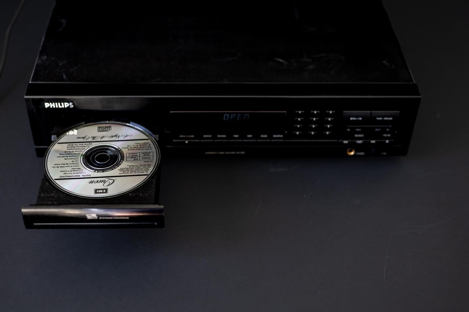 Philips Sistemi audio & multimediali: Philips CD 690 Compact Disc Player | Bitstream | Singapore – Usato da Allschwil venduto da Evgeniia78 5
