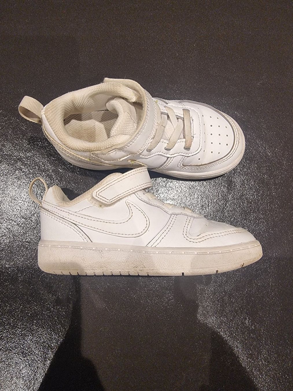 Nike Scarpe per ragazze: Nike Sneaker, 26 – Usato da Buttikon SZ venduto da Limo180 1