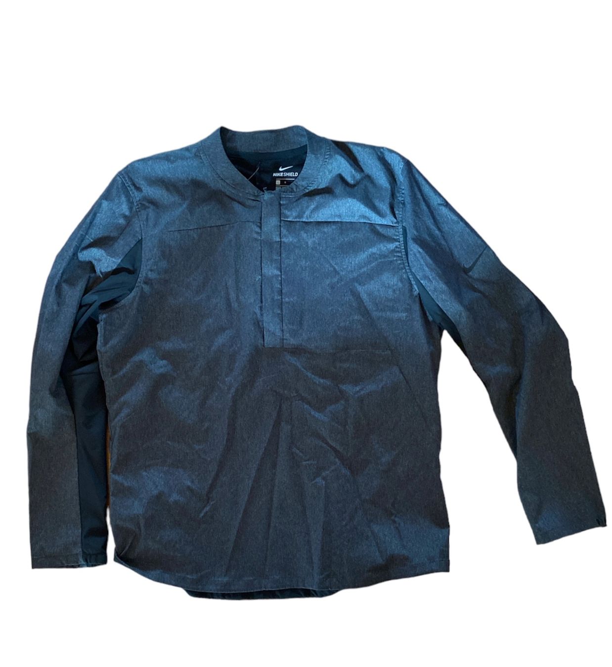 Nike Maillots de corps & Pantalons: Nike Shield Shirt Gr. L – D'occasion à St.Gallen par maierm01