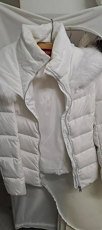 Giacche: piumino Guess XS – Usato da Losone venduto da LauBeta