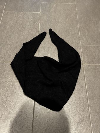 Knit-Ted Schal/ Dreieckstuch Merino