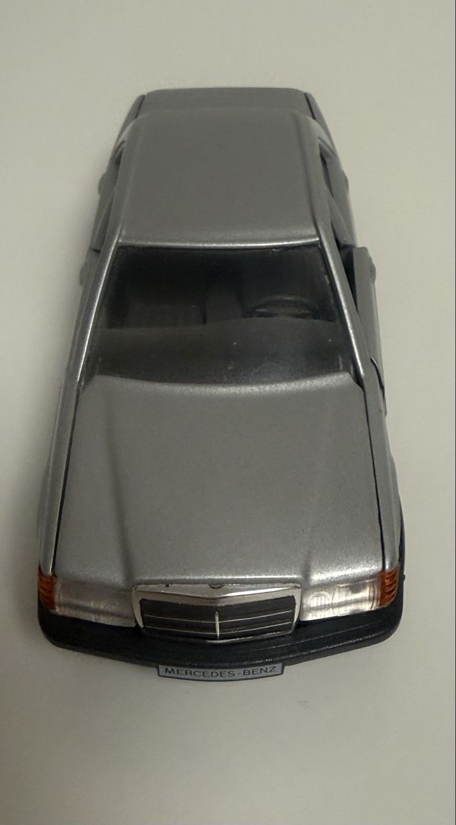 Mercedes-Benz Modellini d'auto: Modellauto Mercedes-Benz 190E Cursor silber  – Usato da Teufen AR venduto da lexa81 1