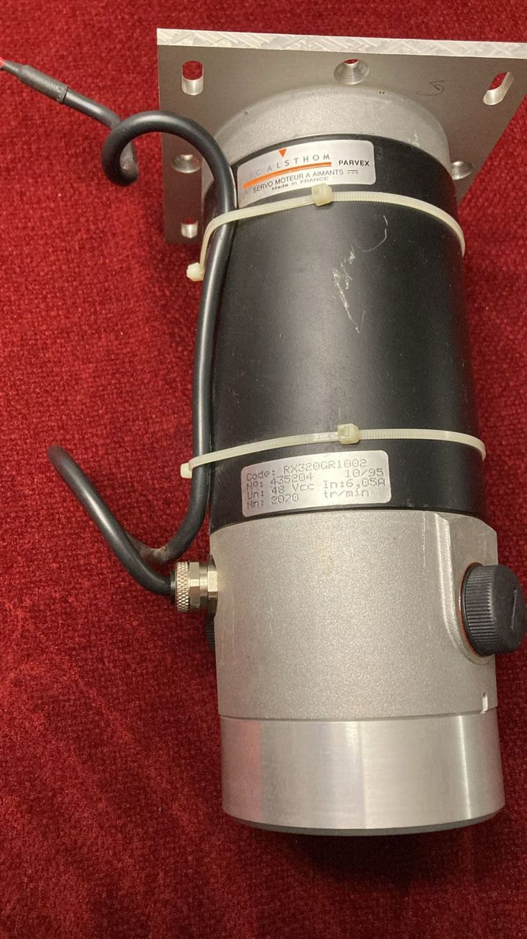 Motoren: Parvex Servomotor GEC Alsthom – Gebraucht aus Dietikon von Rima57