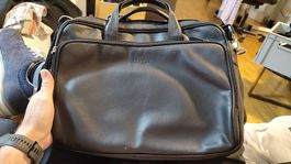 Bugatti Leder-Notebooktasche / Businesstasche  neuwertig