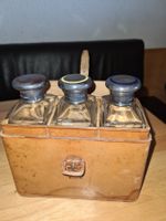 Sterling Silver Travel Flask Set. in Lederbox > 1910 /London