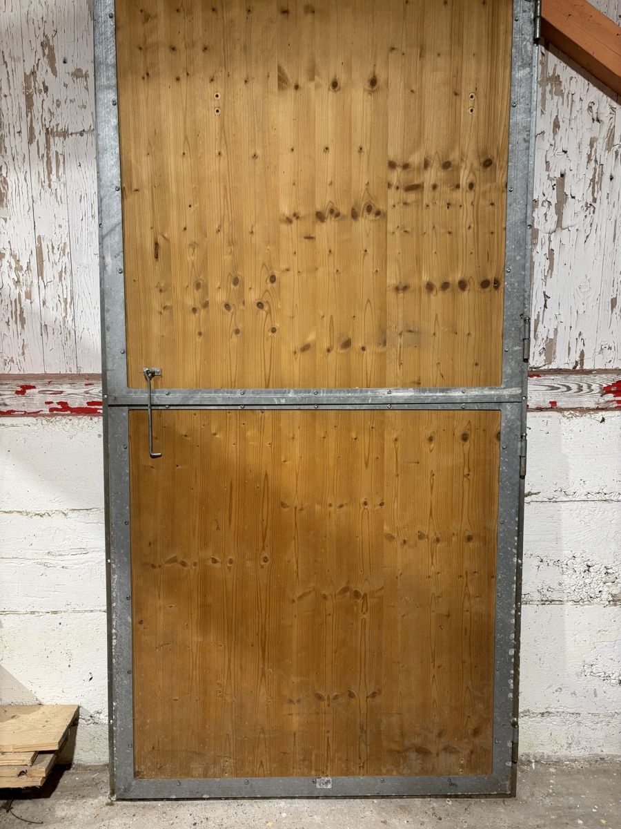 Porte: Türen Pferdeboxen – Usato da Winterthur venduto da man_8rsf 2