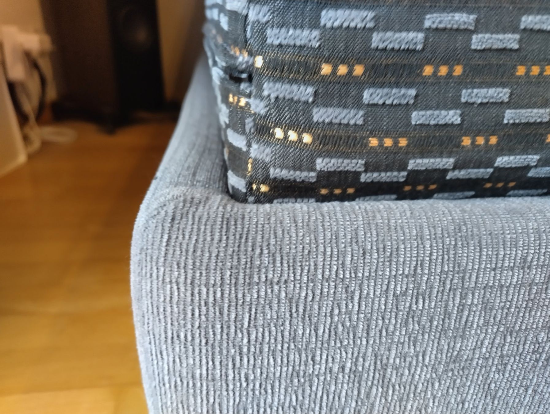 Divani: Sofa, Bettsofa Unikat und Massanfertigung – Usato da Männedorf venduto da Mokupuni 2