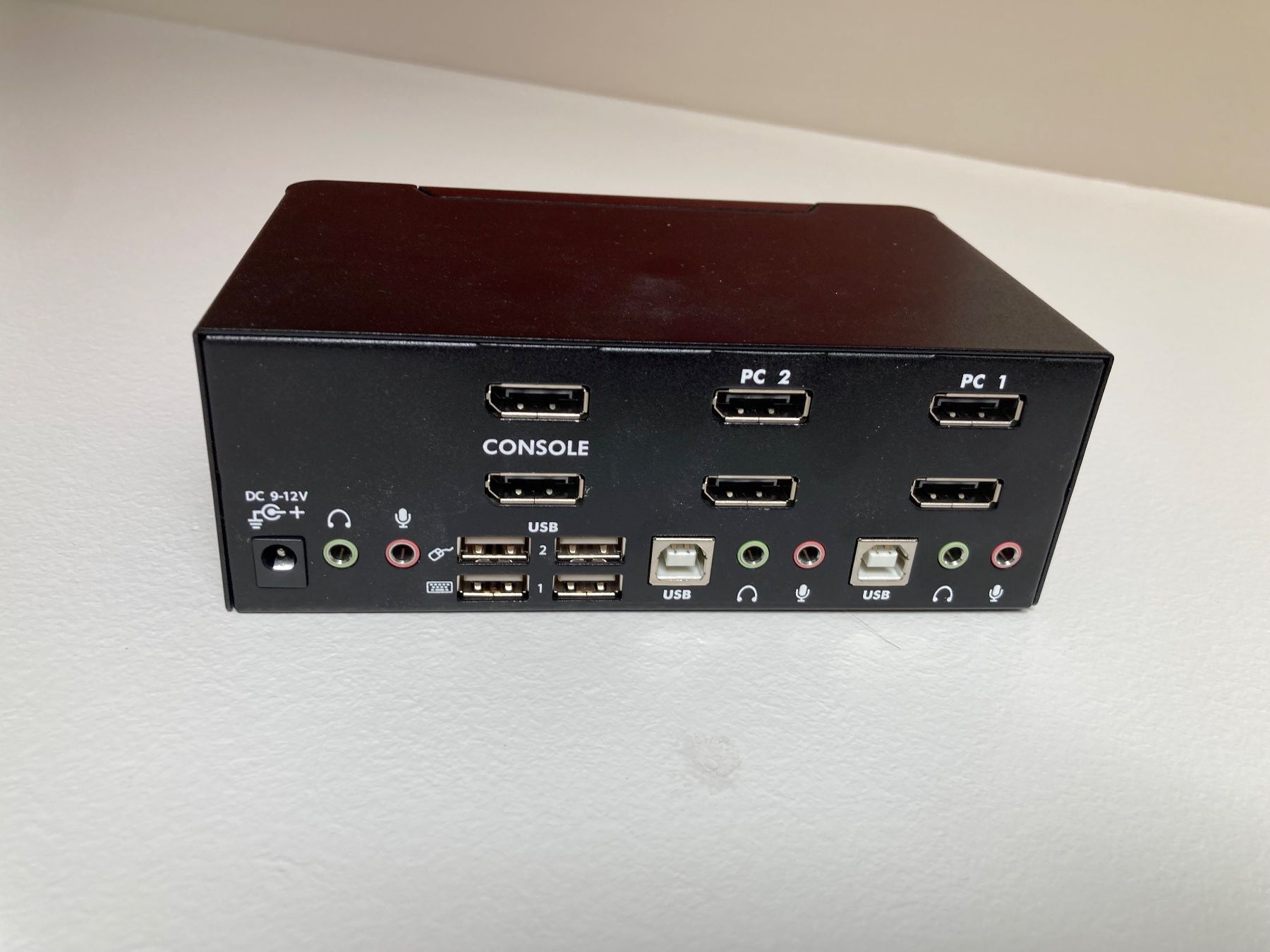 Composants électroniques: KVM Switch SV231DPDDUA2 von StarTech.com – D'occasion à Hochdorf par Obladi 1
