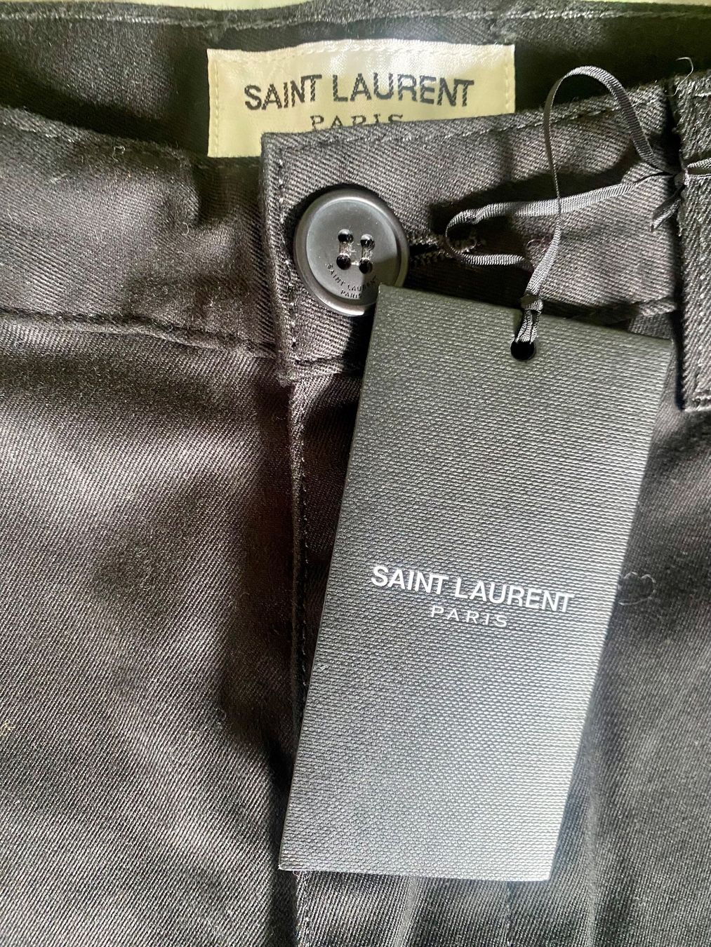 Saint Laurent Pantaloni: SAINT LAURENT Hose ***NEU*** – Nuovo e nell'imballaggio originale da Zürich venduto da CamillePatthey 2