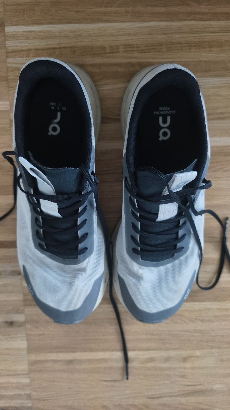 On Scarpe da uomo: On Cloudnova Form2 Running Shoes - Size EU42.5 – Usato da Erlenbach ZH venduto da rem_p5dd 4