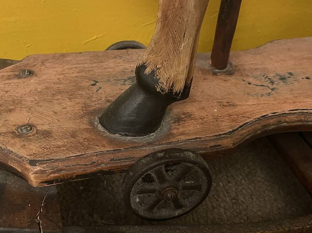 Giocattoli: Cheval à bascule ancien – Usato da Genève venduto da bleunote 2