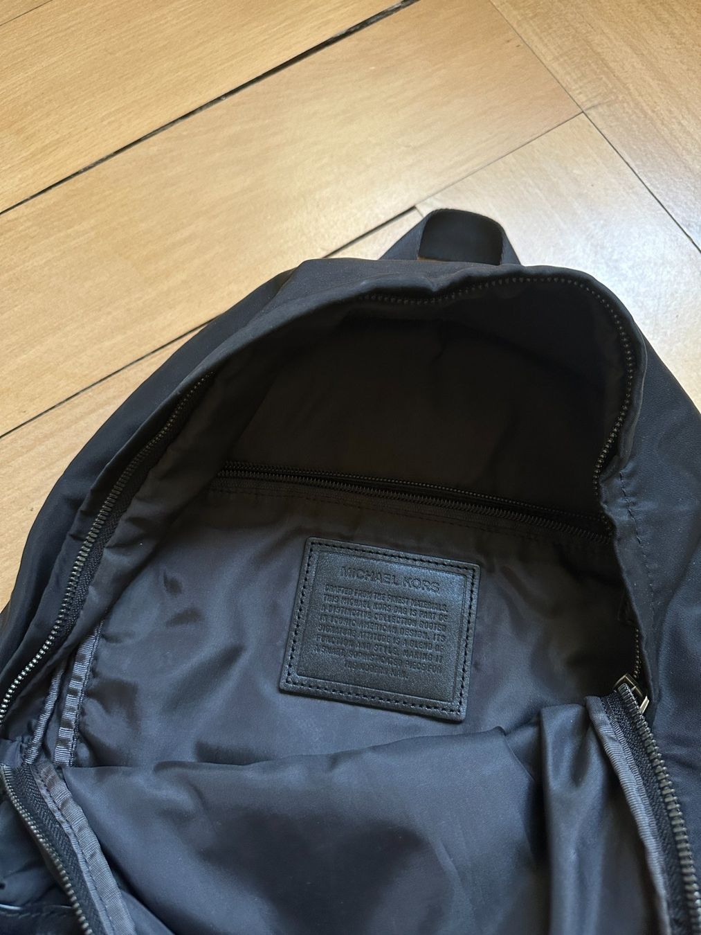 Michael Kors Rucksäcke: MICHAEL KORS - Rucksack schwarz – Gebraucht aus Zürich von Diazaio 4