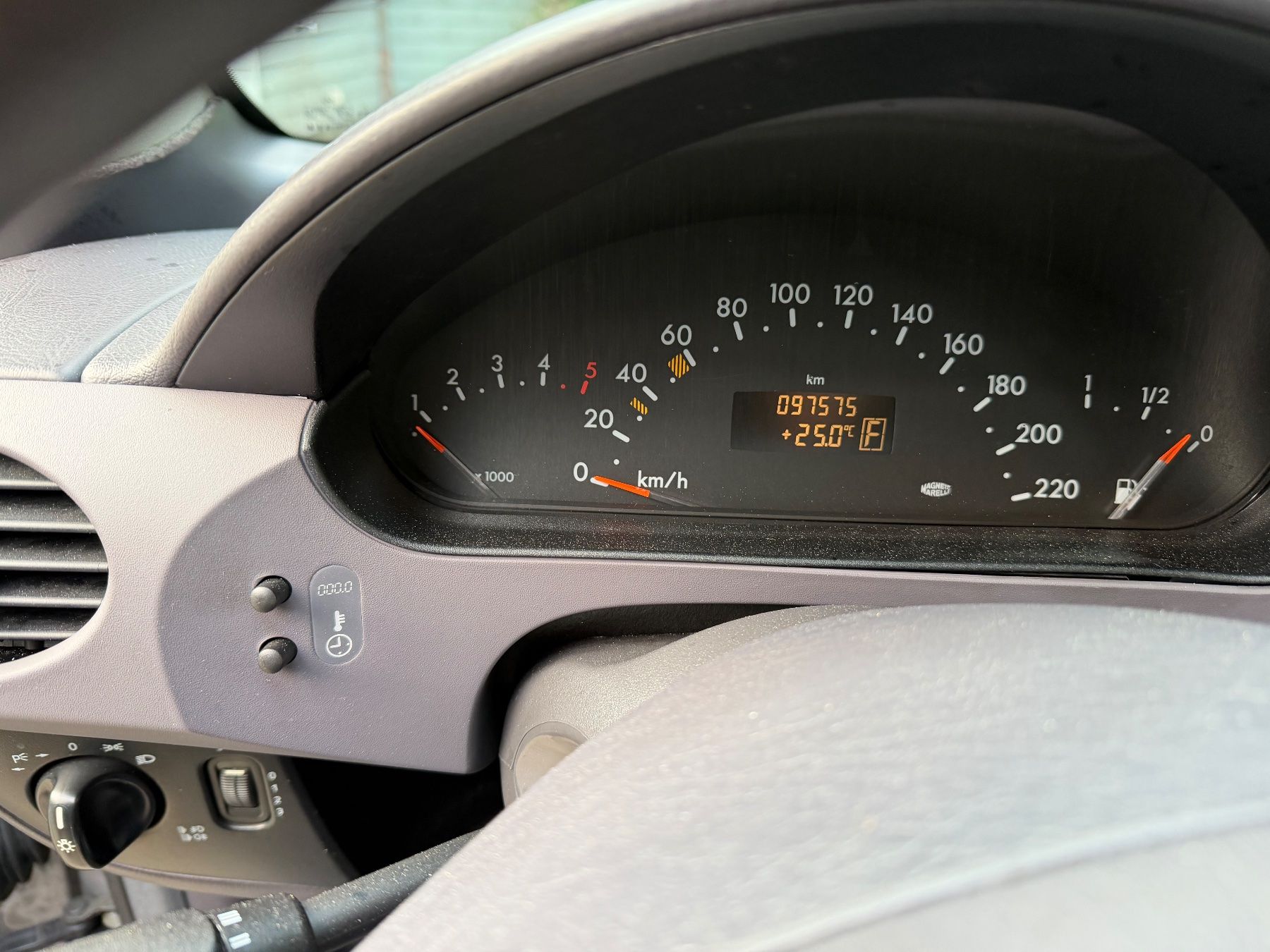 Mercedes-Benz Autos: Mercedes-Benz 1.7 CDI Automat – D'occasion à Effretikon par Rover77 3