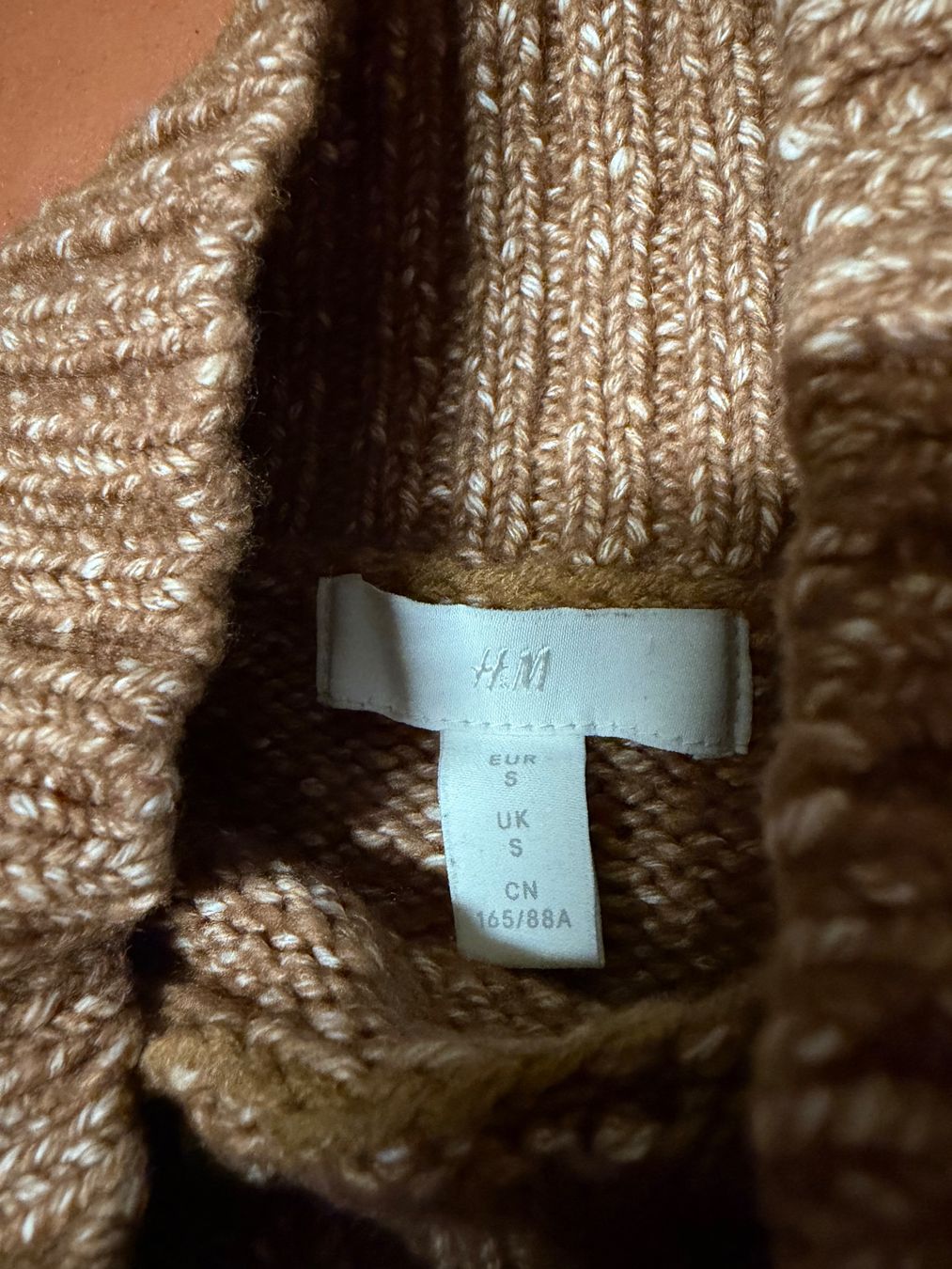H&M Maglioni & Felpe: Sweater – Usato da Hospental venduto da bal_bwr5 1