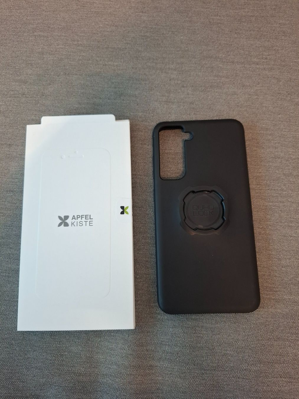 Samsung Cover & Protezioni schermo: Samsung Galaxy S21 FE Panzerglas u. Quad Lock Hardcase – Usato da Mels venduto da Aloha86