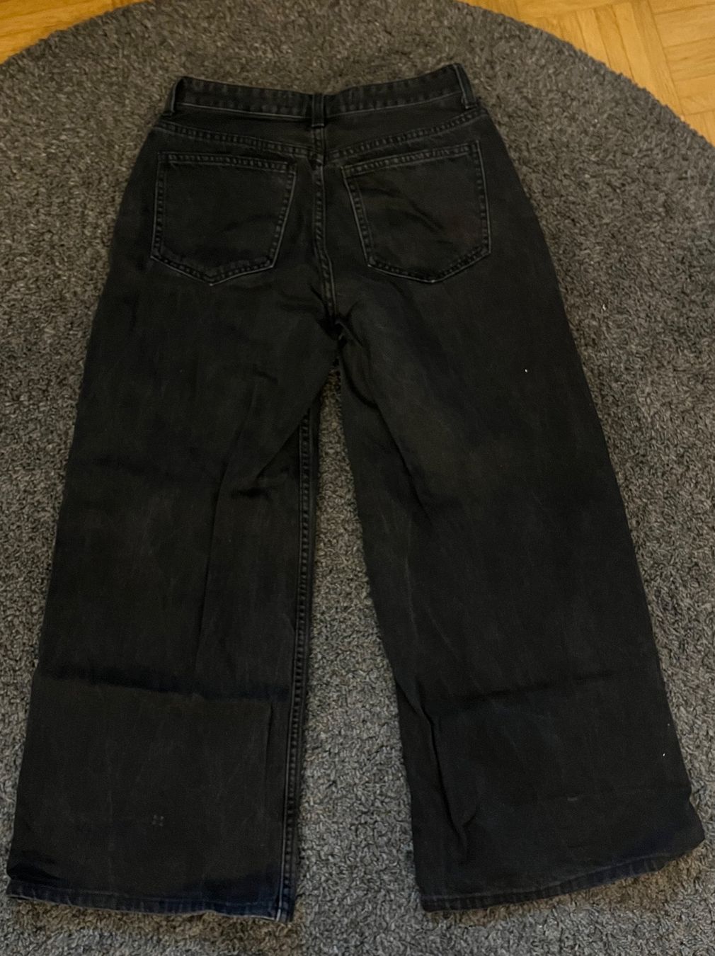 Bershka Jeans: Wide Leg Jeans Bershka – Usato da Rain venduto da Rasala3 1